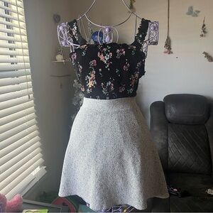 Crop Floral Top & White Tweed Skirt outfit